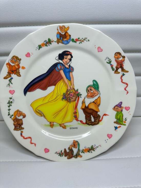 Selandia Other - Vintage Disney Snow White and the Seven Dwarfs Melamine Plate by Selandia